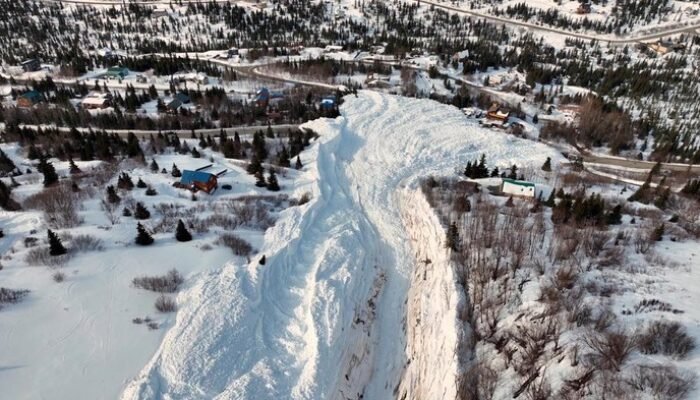 2 Orang Tewas Akibat Longsor Salju di Pegunungan Alpen Prancis, Tragedi Alam yang Mengerikan