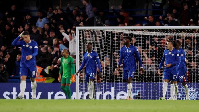 Chelsea: Kekalahan yang Membiarkan Aston Villa Menyusul