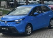“Bocoran Honda Jazz Facelift: Lampu Baru, Gaya Lebih Modern!”