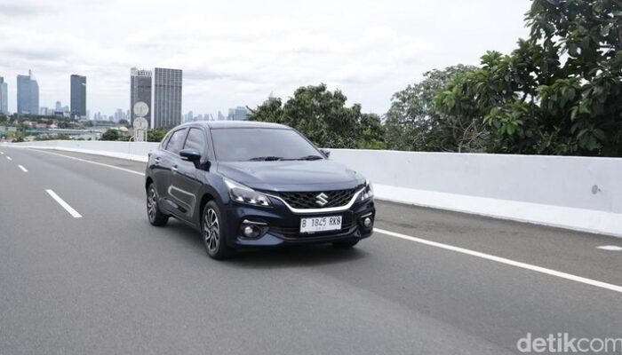 **Daftar Mobil yang Disuntik Mati 2025: Toyota Veloz Non-Hybrid dan Perubahan Industri Otomotif Indonesia**