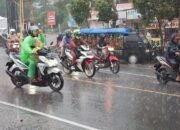 Hujan Deras di Puncak Bogor, Pengendara Diminta Waspada