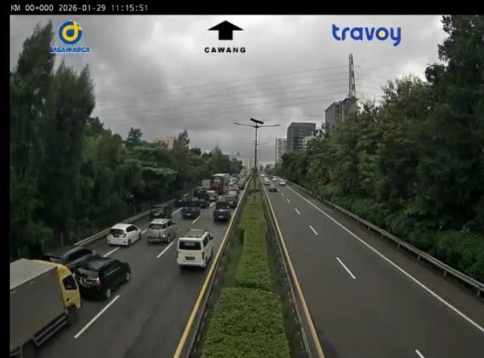 Lalin Cawang Macet 'Dikepung' Kendaraan dari Tol Cikampek dan Jagorawi: Kebakaran Lalu Lintas di Ibukota