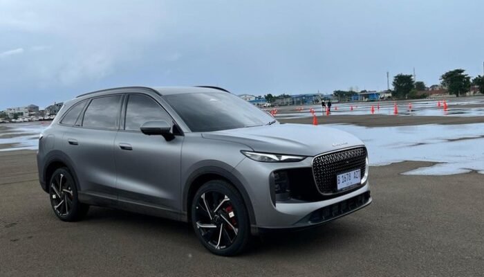 “Mobil L8 Kandas, Pernyataan Lengkap Lepas Usai Komponen Copot!”