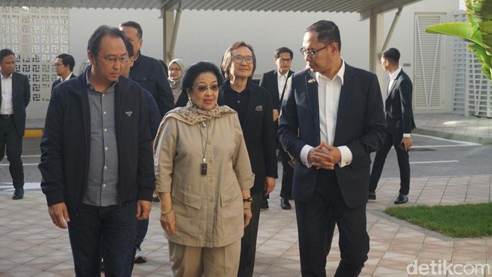 Megawati Kunjungi KBRI Abu Dhabi, Diskusikan Pelayanan WNI dan Geopolitik Global
