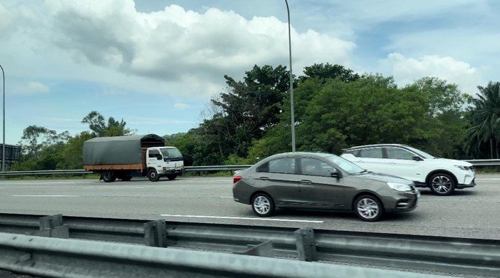 **Cara Malaysia Kurangi Mobil Tua: Subsidi Proton untuk Ganti Mobil Baru**