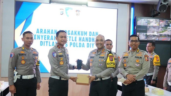 ETLE Mobile Handheld Transformasi Polisi DIY dalam Penyidikan Modern