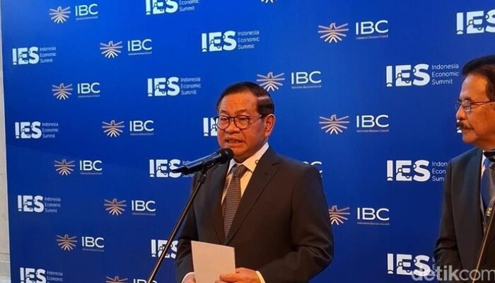 **Jakarta Dikepung Banjir: Strategi Pramono Anung untuk Menangani Krisis**