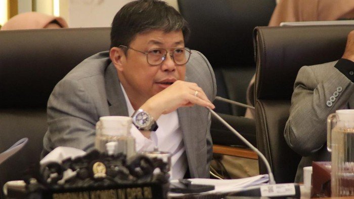 Waka Komisi IV DPR Minta KKP Berikan Bantuan ke Nelayan, Singgung Pendapatan VMS