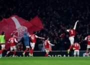 **Arsenal Incar Carabao Cup Sebagai ‘Pelaris’ Trofi-trofi Lainnya: Kehadiran Gelar Pertama di Musim Ini**