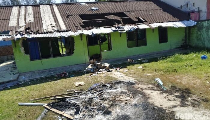 **Pria di Sorong Tikam Mantan Pacar dan Selingkuhannya, Motif Cemburu Membuat Dua Nyawa Hancur**