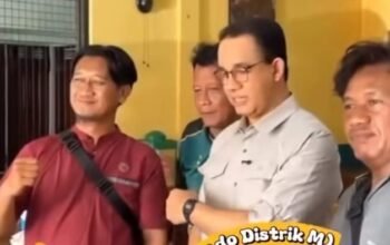Anies Baswedan Viral Bersama Intel di Warung Soto, Kodam Diponegoro: Hanya Makan Siang