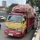 “Truk Mogok di Jalan Gatot Subroto, Lalin Normal Kembali Setelah Evakuasi”