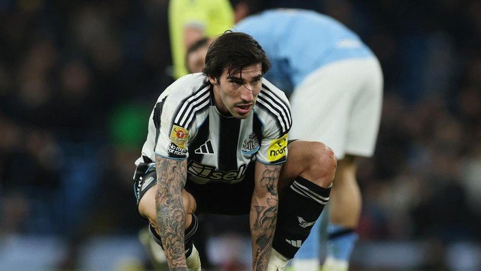 Sandro Tonali Fokus Bawa Newcastle ke Liga Champions, Masa Depan Ditunda