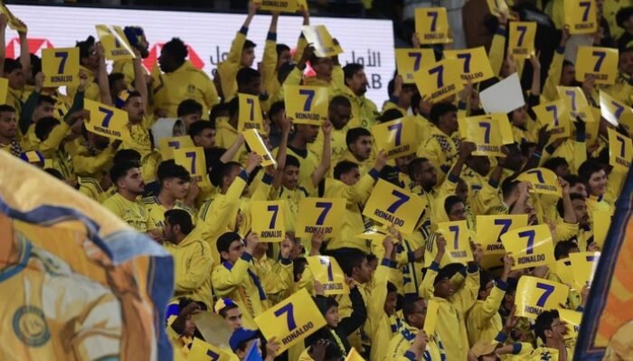 Fans Al Nassr Tetap Loyal, Dukung Ronaldo Meski Tanpa CR7 di Tim