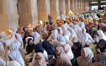 Ibu-ibu Pengajian Hadiri Acara MUI, Titip Doa untuk Presiden dan Korbannya di Sumatera