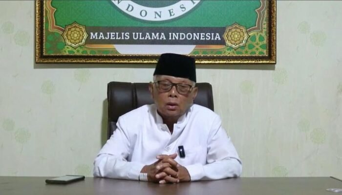Ketum MUI: Waktu untuk Muhasabah Diri Usai Bencana Melanda RI