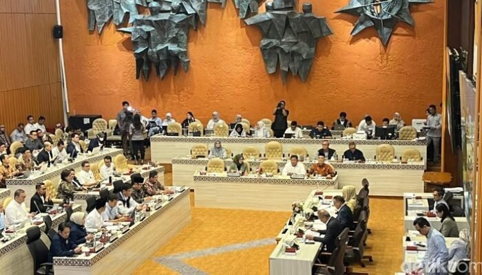 **Mensos Ungkap 54 Juta Warga Miskin Belum Terima BPJS PBI JK: Masalah Salah Sasaran di tengah Krisis Kesehatan**