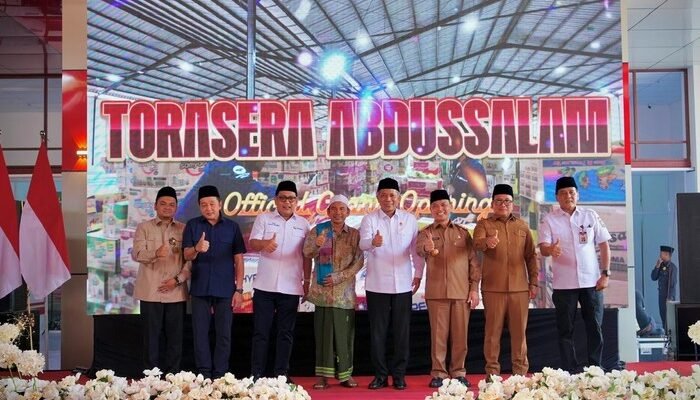 Menkop Resmikan TORASERA, Pusat Distribusi Produk Kopdes Merah Putih