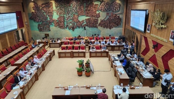 Anggota Komisi X DPR Wanti-wanti Kemendikti Saintek Data Bocor ke Dark Web – Update 3