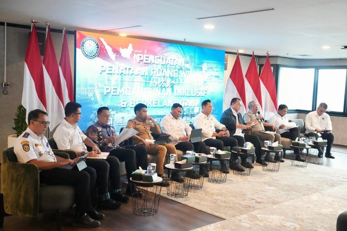 Wamendagri Tegaskan Tata Ruang Daerah Harus Sejalan Kebijakan Nasional: Solusi untuk Pertumbuhan Berkelanjutan!