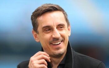 Gary Neville pun Dibuat Michael Carrick Terkesima – Update 1
