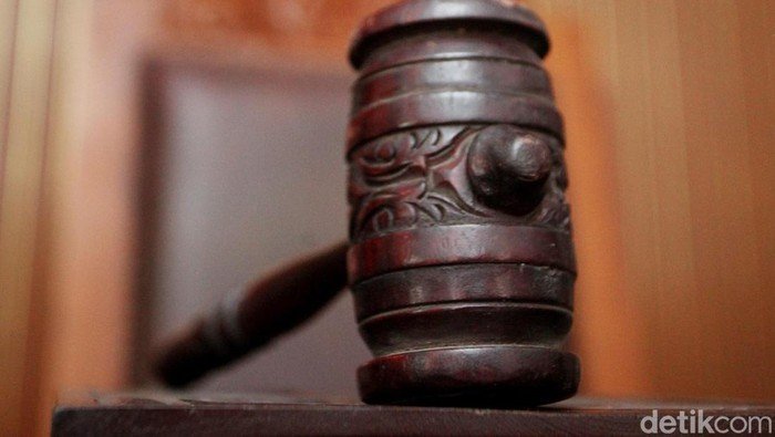 Ketua KPU Bogor 'Cosplay' Jadi Timses Cawalkot, Menderita Hukuman Pecatan!