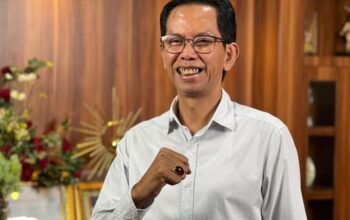 **Tragedi DPRD Surabaya: Ketua Dominikus Adi Sutarwijono Meninggal di Jakarta**