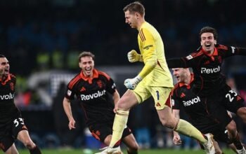 **Pertama dalam 40 Tahun, Como Menaklukkan Napoli di Coppa Italia**