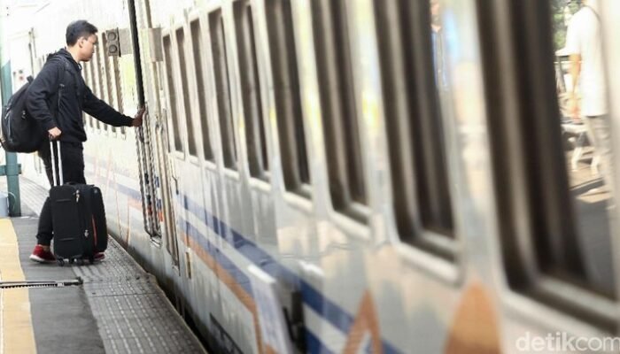 “Lebaran 2026: 11 Maret-1 April, Daftar Kereta Tambahan Ini Wajib Diperhatikan!”