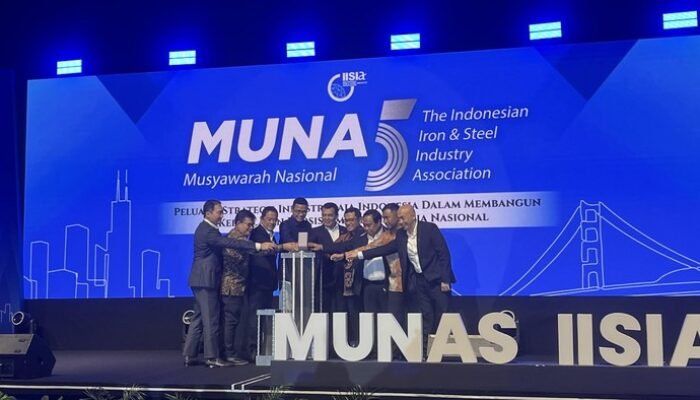 Dua Negara Adversarial, Satu Pasar Global: Baja Apa yang Paling Berpengaruh?