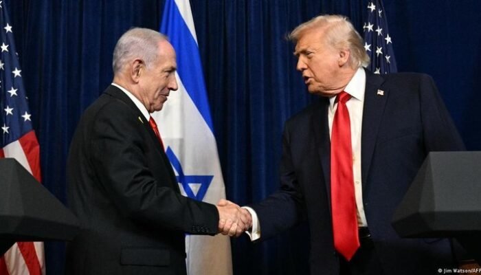 **Netanyahu Tiba-tiba Temui Trump di Gedung Putih, Ada Apa?**