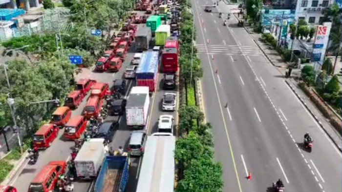 Demo Sopir Angkot, Bekasi Terparah! Macet Menyebalkan