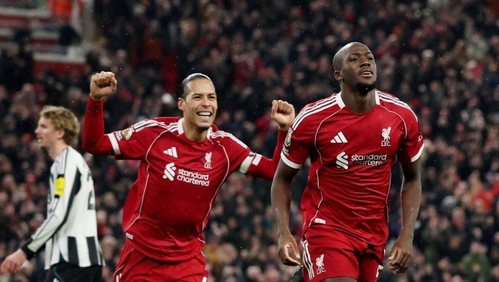 Van Dijk Menyuarakan Harapan untuk Konate Bertahan di Liverpool Musim Depan