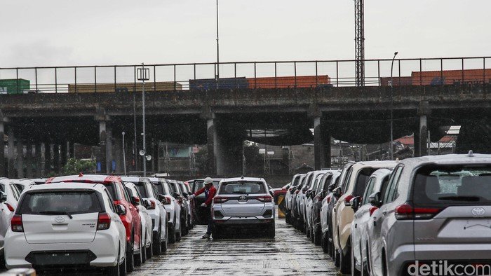 Mobil Daihatsu Indonesia Menaklukkan 60 Negara: Ekspor untuk Toyota dan Mazda