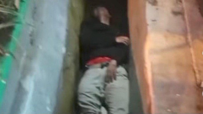 Pemotor Ditemukan Terkapar di Got Usai Tabrak Trotoar Dini Hari di Bogor - Update 1