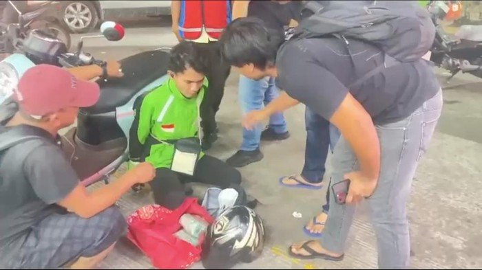 Bareskrim Tangkap Pria Hendak Transaksi Sabu di Pom Bensin Mampang Jaksel, Dua Bungkus Narkotika Ditemukan