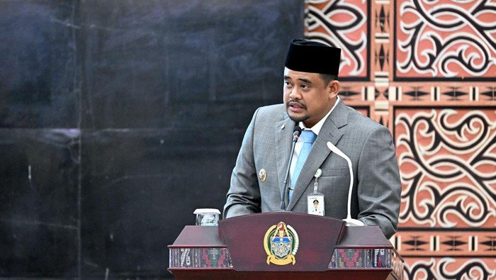 5 Kepala Dinas Mundur dalam Setahun, Bobby: Hampir Semua Kinerjanya Buruk!