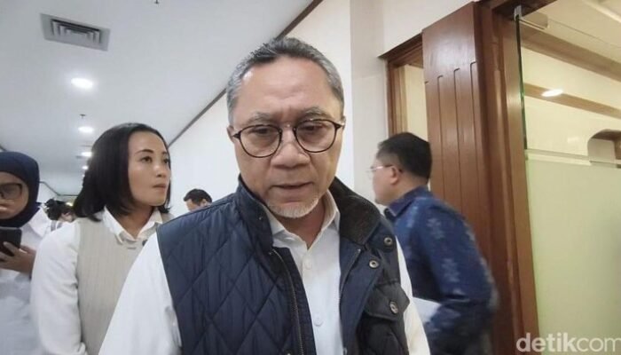 “Zulhas Terangkan Menu MBG untukMuslim diRamadan: Kurma-Roti, Solusi Menjanjikan?”