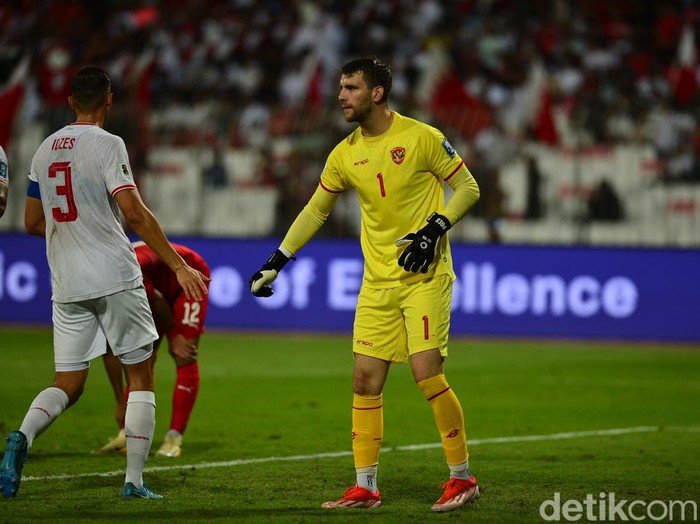 Simon Tak Baca Paes ke Ajax, Tapi Senang? Ketahui Alasannya!