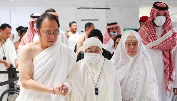 [Doa Megawati di Tanah Suci: Indonesia Bersatu, Hindari Perpecahan]