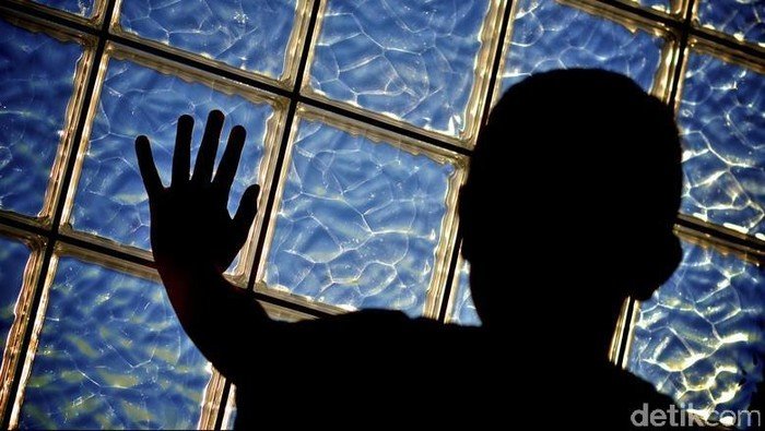 Nangis Dini Hari, Balita di Karawang Dianiaya Pacar Ibunya di Hotel: Tragedi yang Mengguncangkan Hati