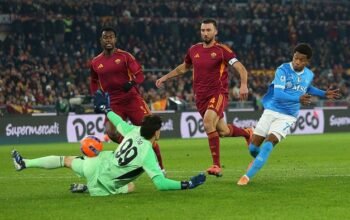 Napoli Vs Roma: Rekor Buruk Giallorossi di Papan Atas Serie A