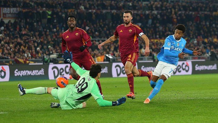 Napoli Vs Roma: Rekor Buruk Giallorossi di Papan Atas Serie A
