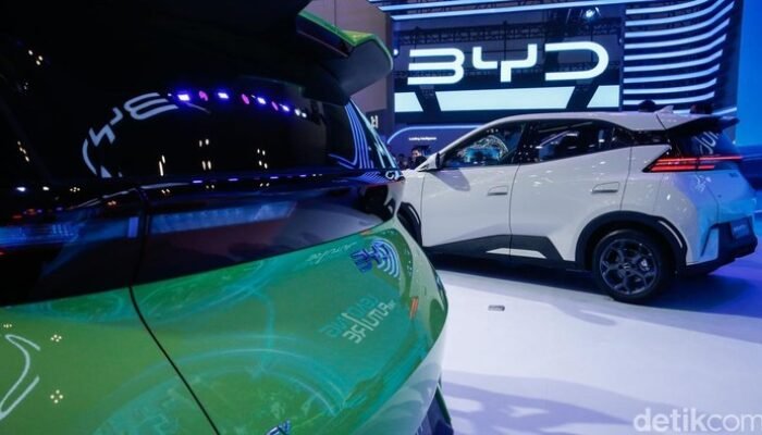[Tren Awal Tahun 2026: Mobil Listrik-PHEV ‘Beringas’, Hybrid Gimana?]
