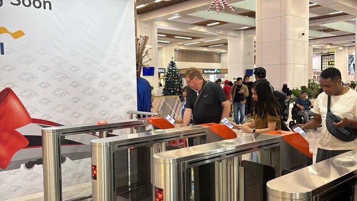 **Libur Imlek Dorong Lonjakan Penumpang Whoosh hingga 25 Ribu Per Hari**