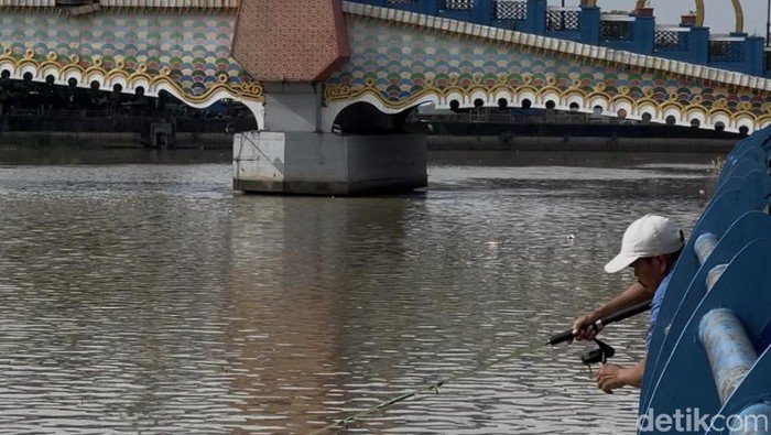 **Risiko Ini Bikin Waswas Usai Sungai Cisadane Tercemar Pestisida: Dampak Kesehatan yang Membayangi**