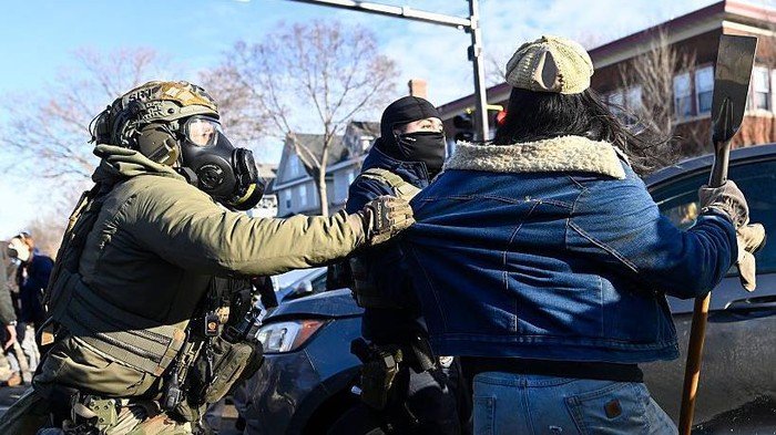 Imigran di AS Diburu Petugas ICE Bahkan Saat Buang Sampah - Update 1