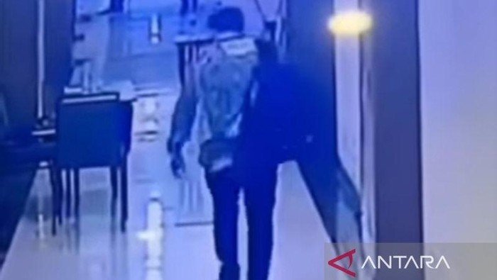 **Dari Lanyard ke Lembaga: Maling Hotel Bintang 5 Jakarta Tertangkap Polisi**