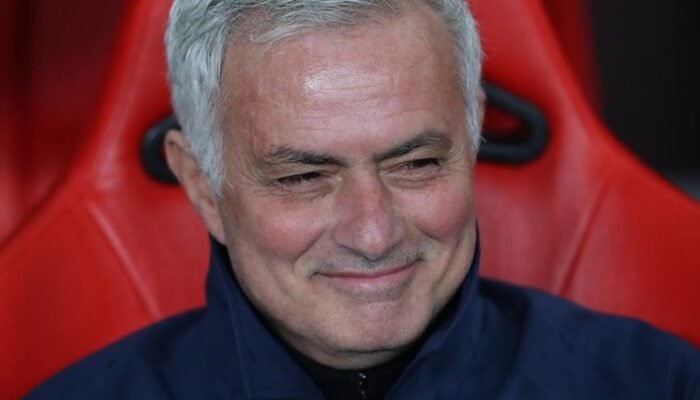 “Mourinho: Siapakah yang Berani Latih Real Madrid Setelah Dirinya?”