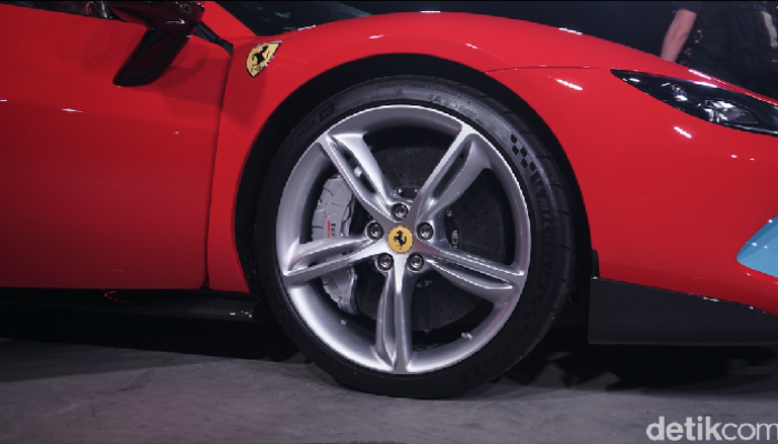 **Bonus Besar untuk Karyawan Ferrari: Rezeki Anak Sholeh! Dapatkan Rp 280 Juta**